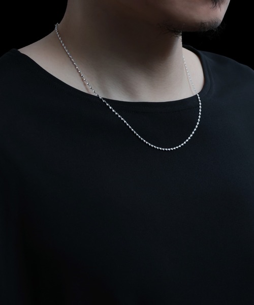 YArKA（ヤーカ）の「【YArKA/ヤーカ】helix chain narrow necklace [TOLN50] / 螺旋フラットチェーン細ネックレス（ネックレス・メンズ・シルバー・FREE）」の9枚目の写真