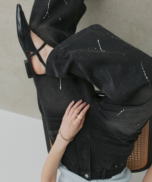 ad thie(アドティエ)の「ペイントデザイン ワイド デニムパンツ(デニムパンツ・レディース・ブルー/ブラック・LARGE/MEDIUM)」の21枚目の写真