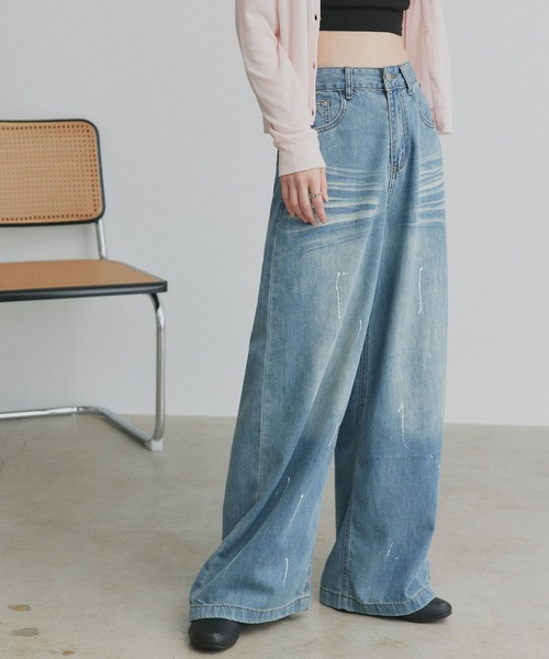 ad thie(アドティエ)の「ペイントデザイン ワイド デニムパンツ(デニムパンツ・レディース・ブルー/ブラック・LARGE/MEDIUM)」の11枚目の写真