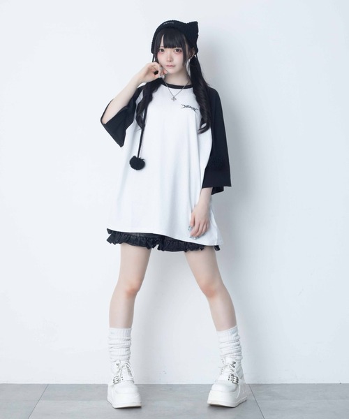 Whinny(ホワイニー)の「Whinny/【2026夏新作♪】闇うさぎ大懐きティー(Tシャツ/カットソー・レディース・ブラック/サックスブルー/ホワイト・FREE)」の13枚目の写真
