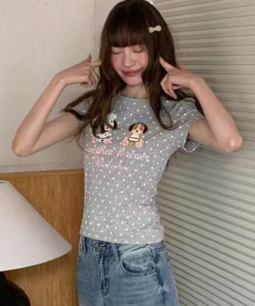 Achic(アシック)の「ドット柄ドッグプリント半袖Tシャツ(Tシャツ/カットソー・レディース・アイボリー/グレー・M)」の17枚目の写真