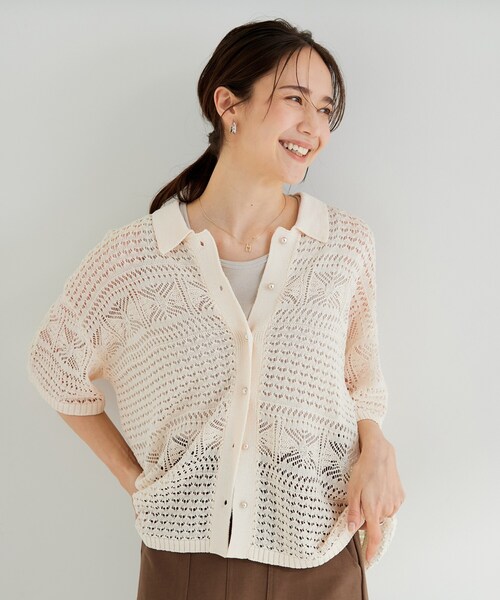 SHOO・LA・RUE(シューラルー)の「レースニットカーディガン(カーディガン/ボレロ・レディース・ブラック/ダークブラウン/アイボリー・01/02/04/03)」の4枚目の写真