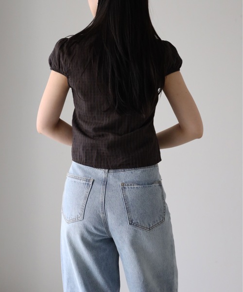 YENNA(イェンナ)の「チェック半袖パフブラウス(シャツ/ブラウス・レディース・ベージュ/ブラウン・FREE)」の14枚目の写真