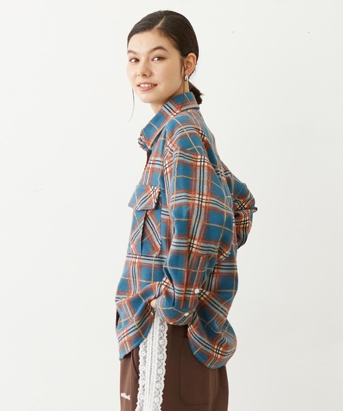 MILKFED.（ミルクフェド）の「LOGO PLAID SHIRT（シャツ/ブラウス・レディース・ブルー/ブラック/ブラウン・S/M）」の11枚目の写真