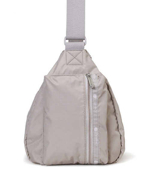 LeSportsac（レスポートサック）の「CARGO SHOULDER BAG ドリフトストーン（ショルダーバッグ・レディース・グレー・FREE）」の7枚目の写真