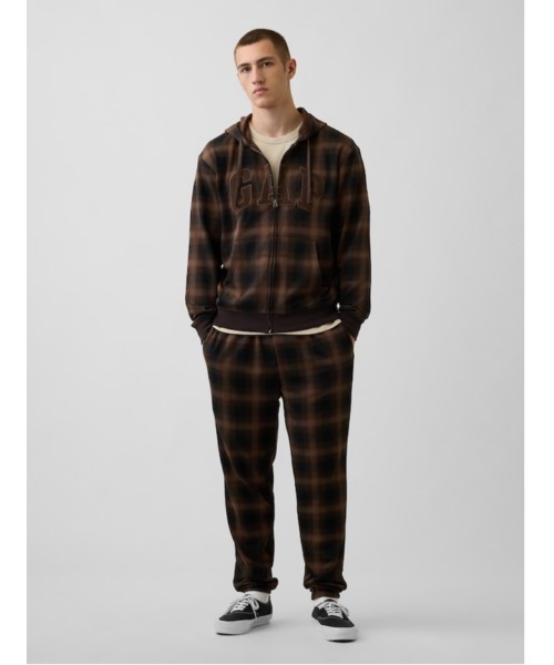 GAP(ギャップ)の「リラックスフィット GAPロゴ フレンチテリー ジョガーパンツ(スウェットパンツ・メンズ・カモフラージュ/その他2/ブラック系その他2/ブラウン系その他3・XL/S/M/L/XS)」の19枚目の写真