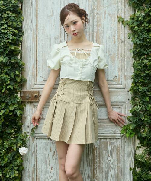 MAJESTIC LEGON(マジェスティックレゴン)の「ブラウスセットレースアップミニワンピ(ワンピース・レディース・ベージュ系その他2/ブラック系その他・MEDIUM)」の21枚目の写真