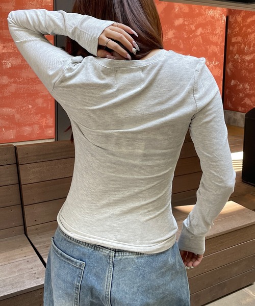 ROGER AND RAW(ロジャーアンドロウ)の「ヘンリーネック テレコロングスリーブTシャツ(Tシャツ/カットソー・レディース・ブラック/ブラウン/グレー・FREE)」の5枚目の写真