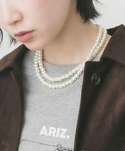 SMELLY(スメリー)の「ステンレスロングパールネックレス(ネックレス・レディース・ホワイト・-)」の7枚目の写真