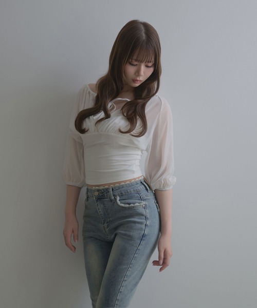 M DOLLY(エムドリー)の「Lulea gather ribbon sheer blouse / ルレアギャザーリボンシアーブラウス(シャツ/ブラウス・レディース・ブラック/ホワイト・FREE)」の5枚目の写真