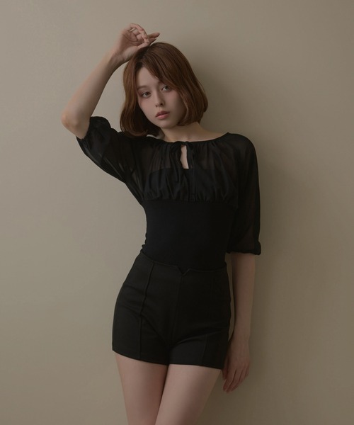 M DOLLY(エムドリー)の「Lulea gather ribbon sheer blouse / ルレアギャザーリボンシアーブラウス(シャツ/ブラウス・レディース・ブラック/ホワイト・FREE)」の11枚目の写真