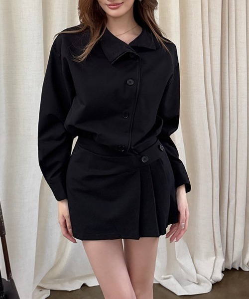 AMAJI(アマジ)の「スタンドカラー アシンメトリー長袖ワンピース(ワンピース・レディース・ブラック・SMALL/MEDIUM/LARGE)」の3枚目の写真
