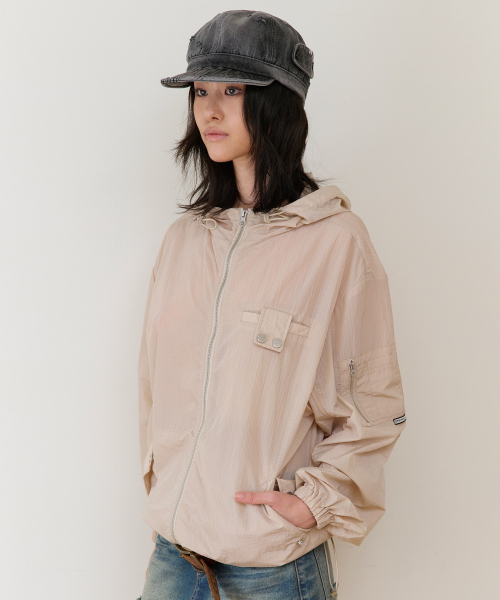 THEVINYLHOUSE(ザバイニルハウス)の「RIBSTOP SHEER WINDBREAKER BEIGE(ナイロンジャケット・メンズ・その他・SMALL/MEDIUM/LARGE)」の7枚目の写真