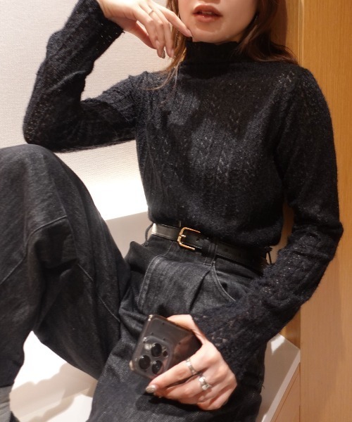 CORNERS(コーナーズ)の「起毛レースハイネックトップス(Tシャツ/カットソー・レディース・ブラック/アイボリー・M)」の1枚目の写真