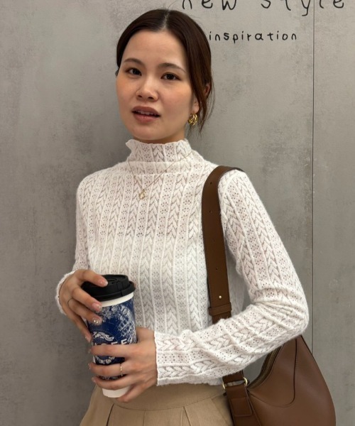 CORNERS(コーナーズ)の「起毛レースハイネックトップス(Tシャツ/カットソー・レディース・ブラック/アイボリー・M)」の8枚目の写真