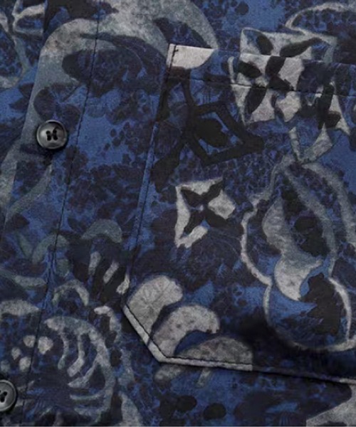 U:UME（ユーム）の「Vintage Baroque Floral Shirt（シャツ/ブラウス・メンズ・ブルー・X-LARGE/LARGE/MEDIUM/SMALL）」の4枚目の写真