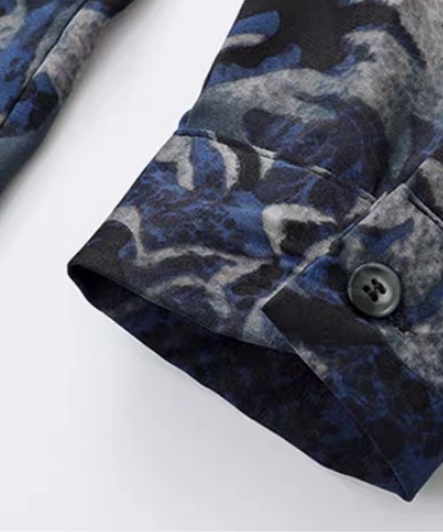 U:UME（ユーム）の「Vintage Baroque Floral Shirt（シャツ/ブラウス・メンズ・ブルー・X-LARGE/LARGE/MEDIUM/SMALL）」の5枚目の写真