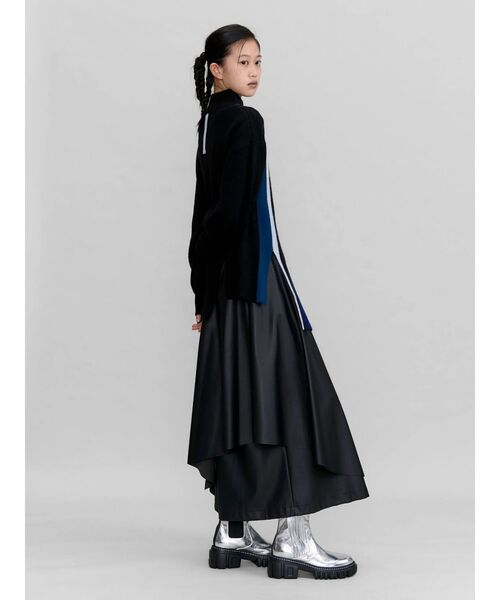 UN3D.(アンスリード)の「FAKE LEATHER ASYMME LAYERED PT / フェイクレザーアシメレイヤードパンツ(その他パンツ・レディース・ブラック/シルバー・38/36)」の5枚目の写真