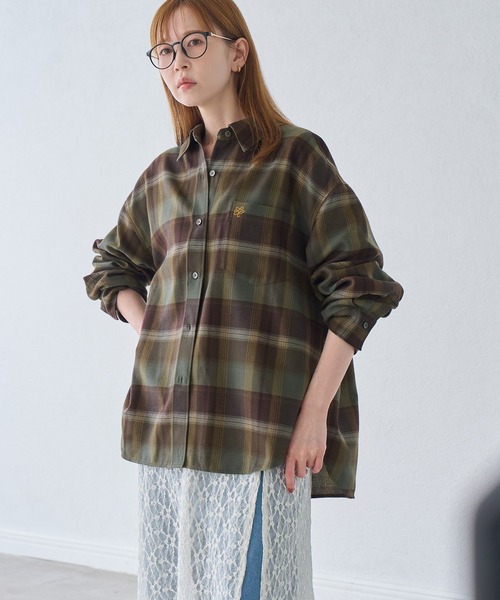 ROPE' PICNIC(ロペピクニック)の「【WEB限定カラー】ロゴ刺繍チェックネルシャツ/2WAY(シャツ/ブラウス・レディース・ネイビー/オフホワイト/サックスブルー/グリーン系その他/オレンジ系その他・FREE)」の2枚目の写真