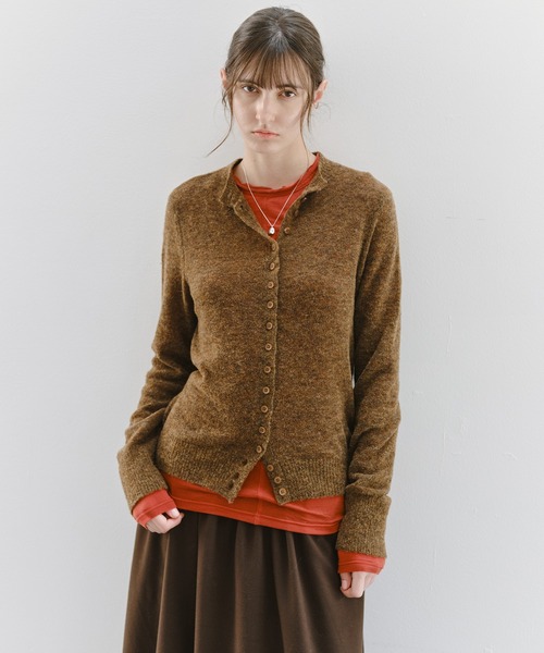 tageechita(タジチタ)の「【tageechita】フリルネック カシミヤ混シアーカットソー(Tシャツ/カットソー・レディース・レッド/ブラウン・L/M/S)」の16枚目の写真