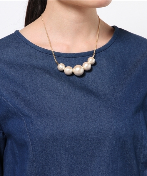 N.（N. Natural Beauty Basic）（エヌエヌナチュラルビューティーベーシック）の「ボリュームコットンパールネックレス（ネックレス・レディース・ホワイト・ﾌﾘ-）」の4枚目の写真