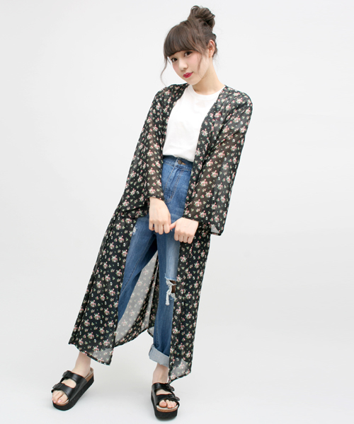 PUNYUS(プニュズ)の「花柄シフォンガウン(その他アウター・レディース・ネイビー/オフホワイト/ライトピンク/ブラック・2/1/4/3)」の2枚目の写真