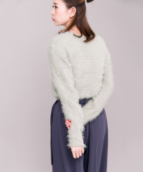 KBF（ケイビーエフ）の「【WEB限定】KBF　フェザークルーニット（ニット/セーター・レディース・ライトグレー/ネイビー/オレンジ系その他/イエロー系その他・ONE）」の5枚目の写真