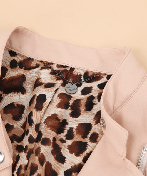 rosebullet（ローズブリット）の「フェイクレザー（ライダースジャケット・レディース・ブラック系/ピンク系・1/2）」の7枚目の写真