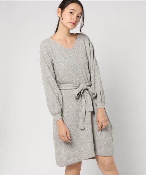 earth music&ecology（アースミュージックアンドエコロジー）の「・サッシュベルト付きドルマンスリーブニットワンピース（ワンピース・レディース・オフホワイト/ライトグレー/ブラック・FREE）」の3枚目の写真