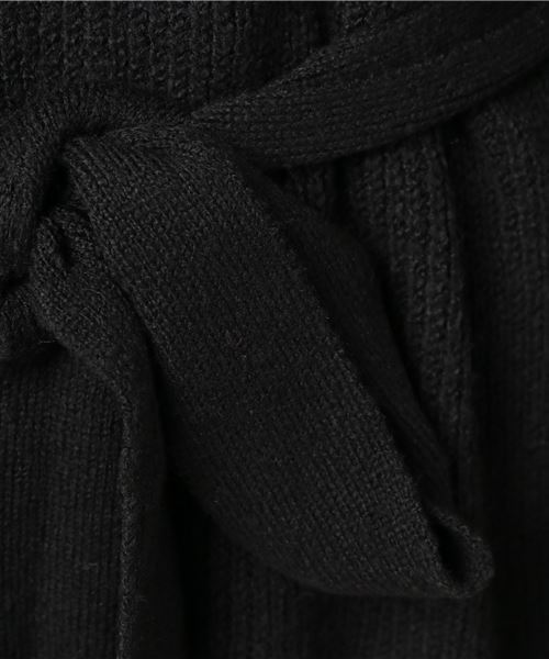 earth music&ecology（アースミュージックアンドエコロジー）の「・サッシュベルト付きドルマンスリーブニットワンピース（ワンピース・レディース・オフホワイト/ライトグレー/ブラック・FREE）」の9枚目の写真