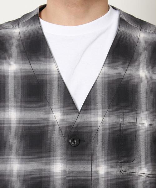 coen（コーエン）の「オンブレチェックシャツガウン（その他アウター・メンズ・ブラック/レッド・LARGE/MEDIUM/SMALL）」の8枚目の写真