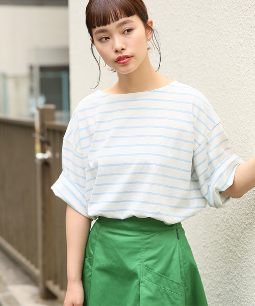 LOWRYS FARM(ローリーズファーム)の「ボーダーBIGプルオーバー 796183(Tシャツ/カットソー・レディース・ホワイト/レッド/ブルー/ピンク/ネイビー/ベージュ/ピンク系その他・MEDIUM/LARGE)」の5枚目の写真