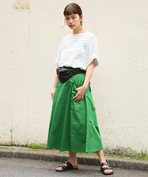 LOWRYS FARM(ローリーズファーム)の「ボーダーBIGプルオーバー 796183(Tシャツ/カットソー・レディース・ホワイト/レッド/ブルー/ピンク/ネイビー/ベージュ/ピンク系その他・MEDIUM/LARGE)」の21枚目の写真
