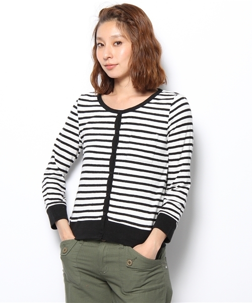 Kastane（カスタネ）の「【Kastane】カットカーディガン（カーディガン/ボレロ・レディース・オフホワイト/イエロー/ピンク/ネイビー/ホワイト×ブラック・FREE）」の2枚目の写真