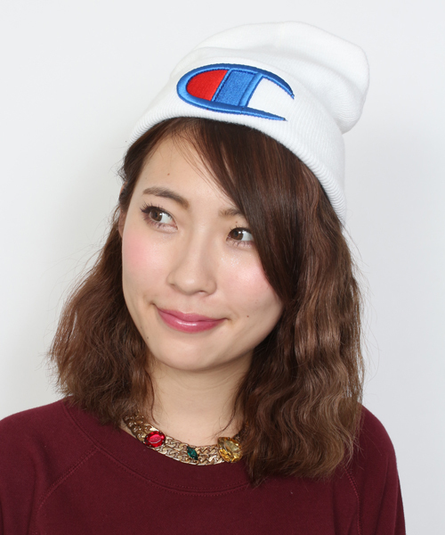 Champion(チャンピオン)の「∴WEGO/Championニットキャップ(ニットキャップ/ビーニー・メンズ・ホワイト/ブラック/グレー/ロイヤルブルー/ライトパープル/ライトピンク/レッド・FREE)」の2枚目の写真