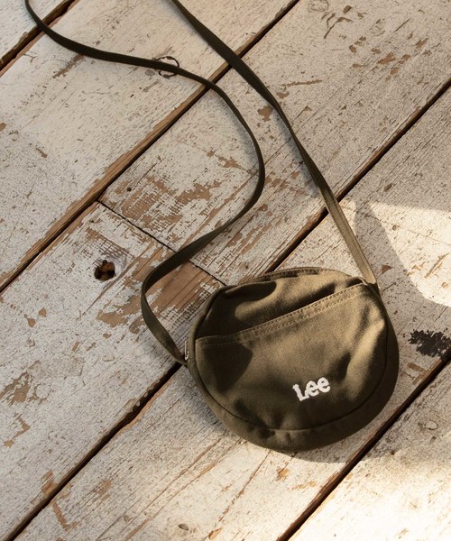 Lee（リー）の「【Lee×ViS】 ラウンドポシェット（ショルダーバッグ・レディース・ブラック/オリーブ/ホワイト系その他/ブルー系その他・FREE）」の3枚目の写真