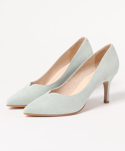 Au BANNISTER(オゥバニスター)の「SaffreeVカットハイヒールパンプス(パンプス・レディース・ブラック/オフホワイト/ピンクベージュ/グリーン・39/35/37/36/40/38/34)」の1枚目の写真