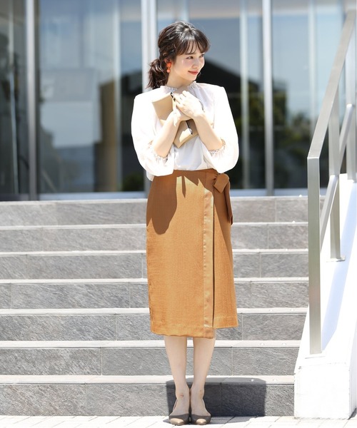 La TOTALITE（ラトータリテ）の「サテン切り替えラップスカート◆（スカート・レディース・ネイビー/ベージュ系その他/キャメル・38/36）」の8枚目の写真