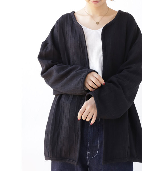 antiqua（アンティカ）の「立体柄ノーカラーカーディガン（カーディガン/ボレロ・レディース・ブラック・FREE）」の11枚目の写真