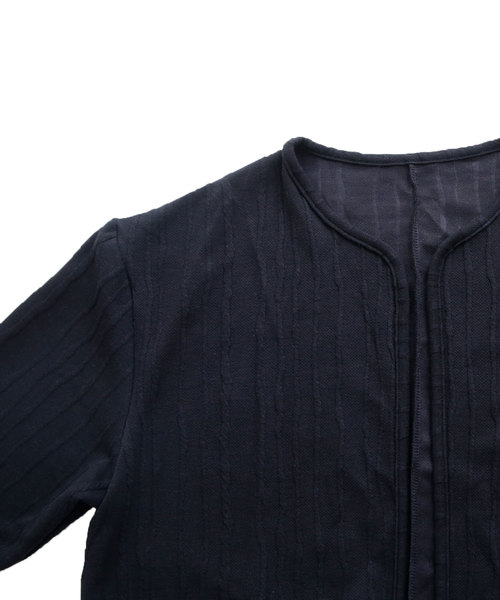 antiqua（アンティカ）の「立体柄ノーカラーカーディガン（カーディガン/ボレロ・レディース・ブラック・FREE）」の18枚目の写真