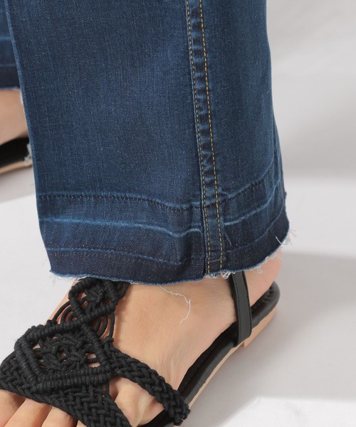 BAYFLOW（ベイフロー）の「セミフレアデニム（デニムパンツ・レディース・ブルー/ライトブルー・MEDIUM/SMALL/LARGE）」の17枚目の写真