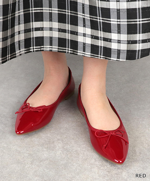 RANDA(ランダ)の「ポインテッドトゥレインバレエシューズ(レインシューズ・レディース・ブラック/レッド/クリーム/ピンクゴールド/パイソン・22/22.5/23/23.5/24/24.5/25/25.5)」の1枚目の写真