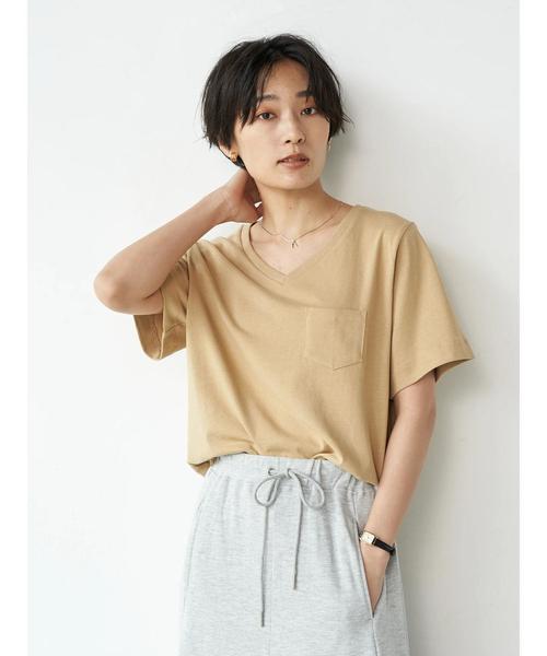 AMERICAN HOLIC（アメリカンホリック）の「ポケット付きVネックカットプルオーバー 〇（Tシャツ/カットソー・レディース・ブラック/ベージュ/オフホワイト/カーキ/サックスブルー/グレー系その他4/ブルー系その他2/ホワイト系その他4・M/L）」の6枚目の写真