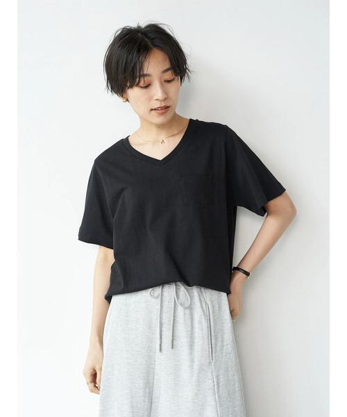 AMERICAN HOLIC（アメリカンホリック）の「ポケット付きVネックカットプルオーバー 〇（Tシャツ/カットソー・レディース・ブラック/ベージュ/オフホワイト/カーキ/サックスブルー/グレー系その他4/ブルー系その他2/ホワイト系その他4・M/L）」の5枚目の写真