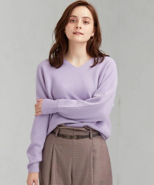 green label relaxing（グリーンレーベルリラクシング）の「D ウール ドルマン Vネック プルオーバー ニット（ニット/セーター・レディース・ライラック/ダークブラウン/ナチュラル/オリーブ・FREE）」の15枚目の写真