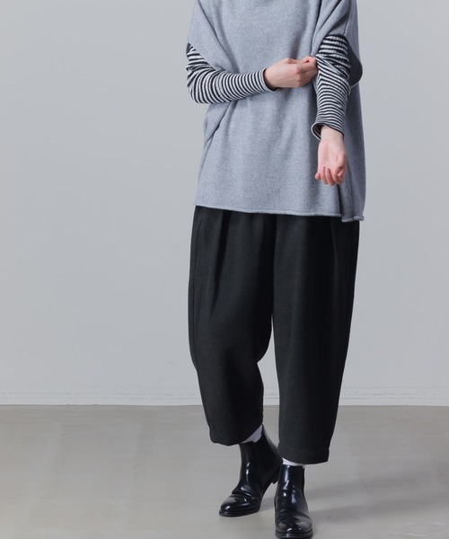 SO（エスオー）の「ウール混 サルエルタックパンツ（その他パンツ・レディース・ブラック/ブラウン・FREE）」の2枚目の写真