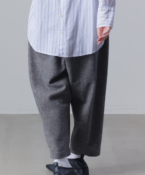 SO（エスオー）の「ウール混 サルエルタックパンツ（その他パンツ・レディース・ブラック/ブラウン・FREE）」の10枚目の写真