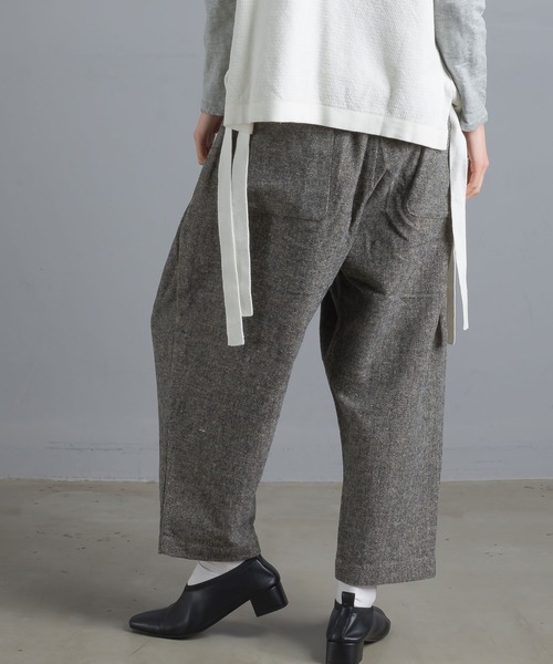 SO（エスオー）の「ウール混 サルエルタックパンツ（その他パンツ・レディース・ブラック/ブラウン・FREE）」の17枚目の写真