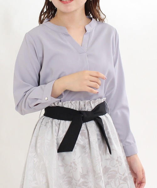TRUDEA(トルディア)の「とろみスキッパーブラウス(シャツ/ブラウス・レディース・ピンクベージュ/ミント/ベージュ/サックスブルー/ブラウン/ホワイト/ブルー/グレイッシュベージュ/ブラック/ライトグレー/チャコールグレー/グレー・MEDIUM/LARGE)」の4枚目の写真