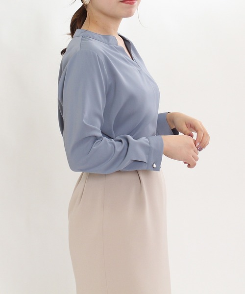 TRUDEA(トルディア)の「とろみスキッパーブラウス(シャツ/ブラウス・レディース・ピンクベージュ/ミント/ベージュ/サックスブルー/ブラウン/ホワイト/ブルー/グレイッシュベージュ/ブラック/ライトグレー/チャコールグレー/グレー・MEDIUM/LARGE)」の21枚目の写真